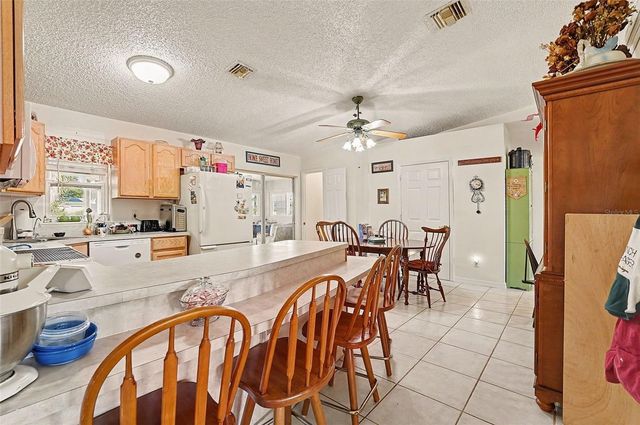 598 GANTRY STREET SW, Palm Bay, FL 32908