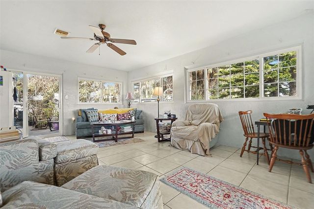 598 GANTRY STREET SW, Palm Bay, FL 32908