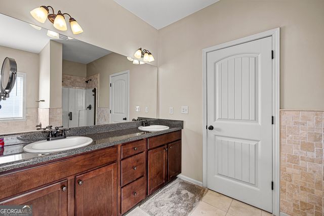 134 Hickory Hills Drive, Newnan, GA 30263