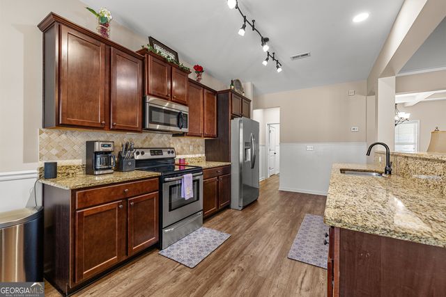 134 Hickory Hills Drive, Newnan, GA 30263