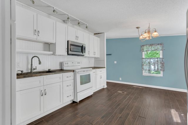 2137 Sowell Mill Pike, Columbia, TN 38401