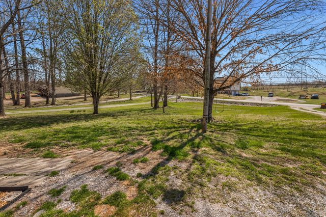 2137 Sowell Mill Pike, Columbia, TN 38401