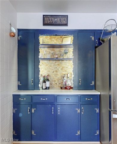 433 Delaware Avenue, Akron, OH 44303