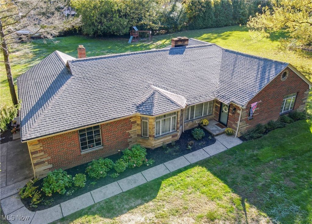 433 Delaware Avenue, Akron, OH 44303