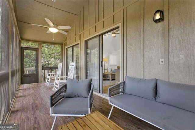 137 NARROWS Loop, Waleska, GA 30183