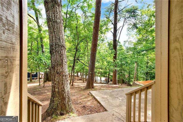 137 NARROWS Loop, Waleska, GA 30183