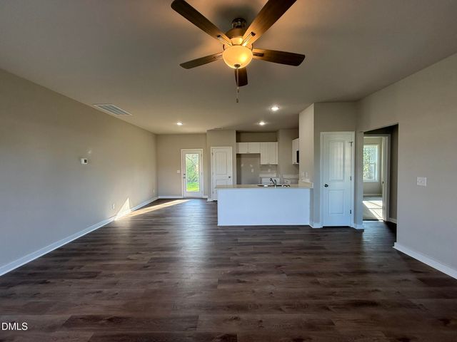 180 Jacobs Ridge Drive, Four Oaks, NC 27524