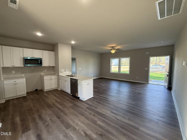 180 Jacobs Ridge Drive, Four Oaks, NC 27524