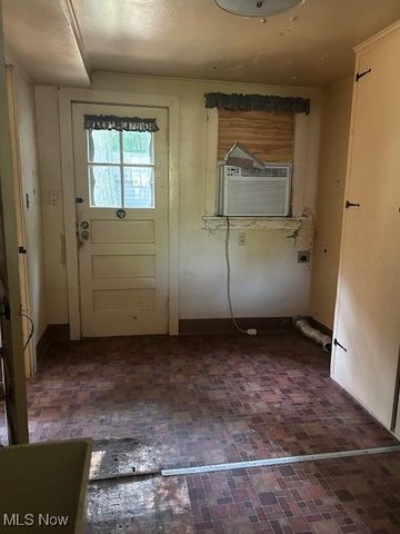 175 Curtis Drive, Avon Lake, OH 44012