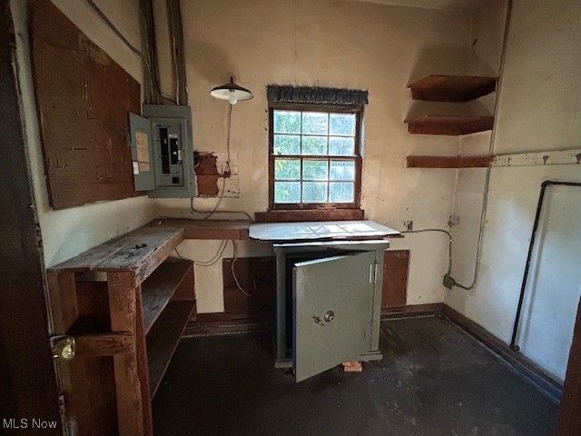 175 Curtis Drive, Avon Lake, OH 44012