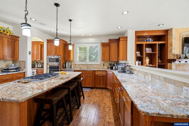 2931 Redfir Ct NW, Salem, OR 97304