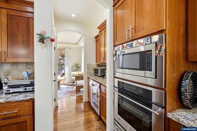 2931 Redfir Ct NW, Salem, OR 97304