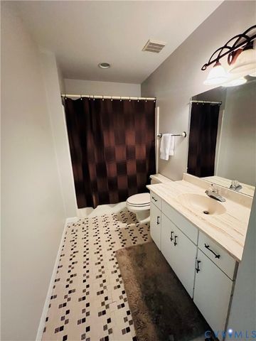 12928 Copperas Ln, Henrico, VA 23233