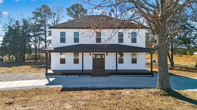 105 School Street, Lumber Bridge, NC 28357