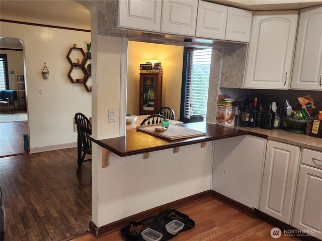 616 S 63rd St, Tacoma, WA 98408