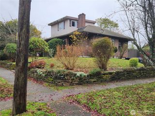 616 S 63rd St, Tacoma, WA 98408
