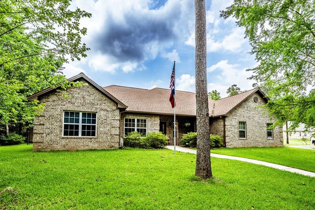 2312 W Green Briar Drive, Huntsville, TX 77340