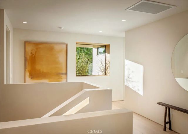 4956 Gentry Avenue, Valley Village, CA 91607