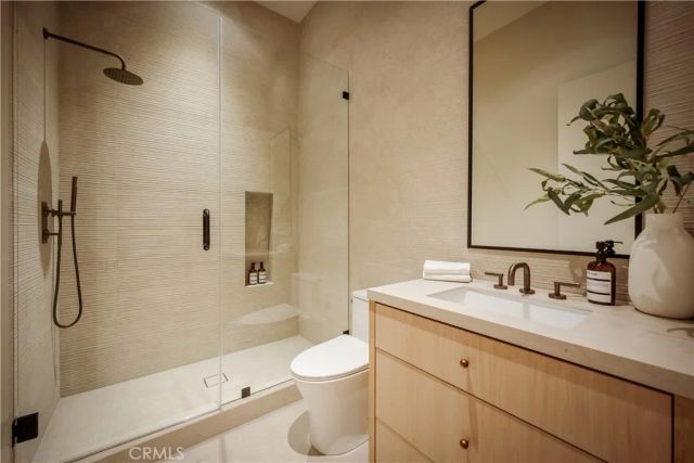 4956 Gentry Avenue, Valley Village, CA 91607