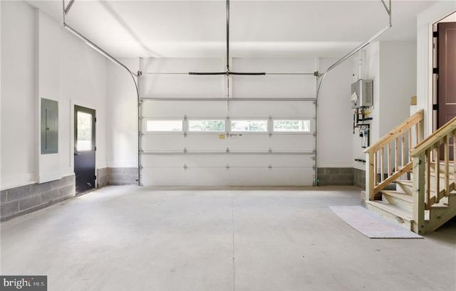 8632 CHEROKEE RD, Richmond, VA 23235