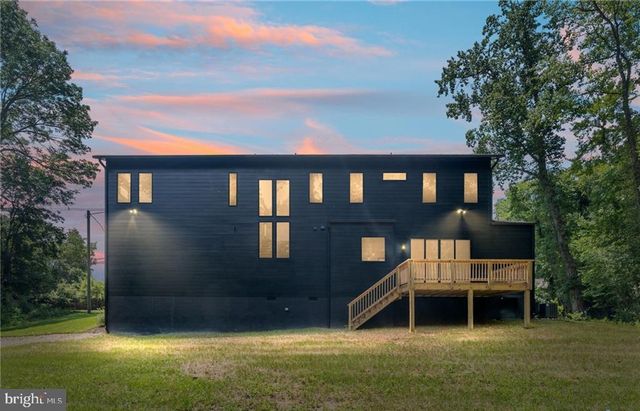 8632 CHEROKEE RD, Richmond, VA 23235