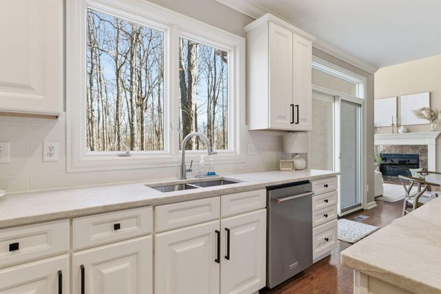 2589 Aikin Circle S, Lewis Center, OH 43035