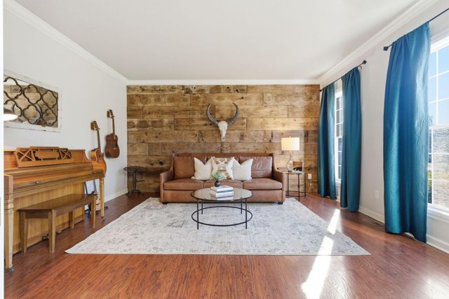 2589 Aikin Circle S, Lewis Center, OH 43035