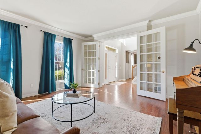 2589 Aikin Circle S, Lewis Center, OH 43035