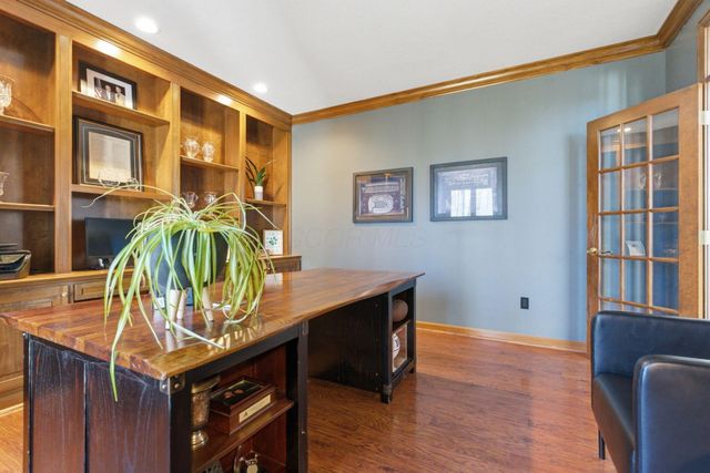 2589 Aikin Circle S, Lewis Center, OH 43035