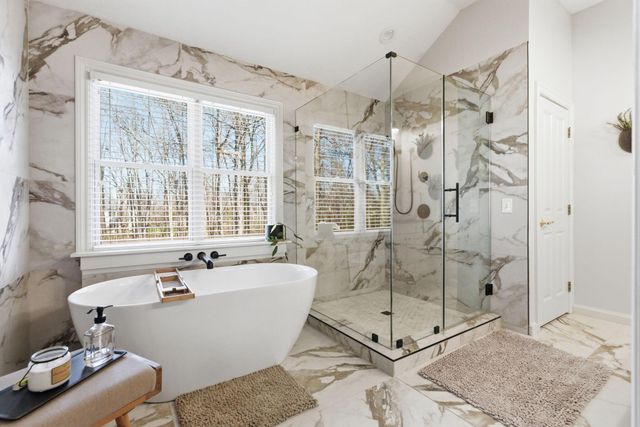 2589 Aikin Circle S, Lewis Center, OH 43035