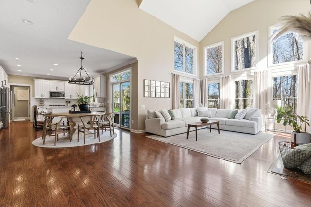 2589 Aikin Circle S, Lewis Center, OH 43035