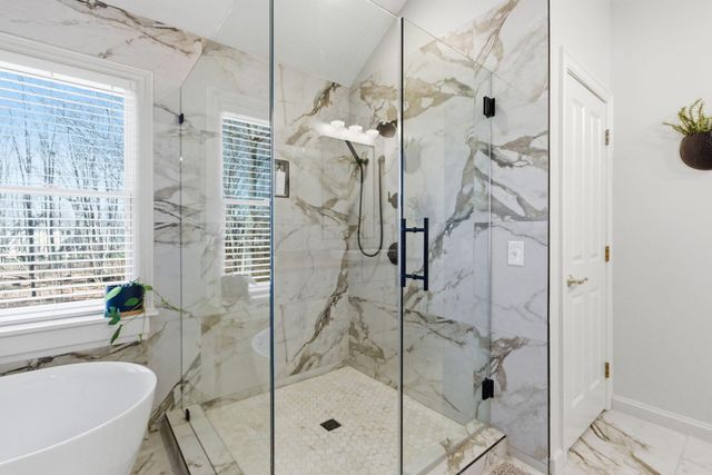 2589 Aikin Circle S, Lewis Center, OH 43035