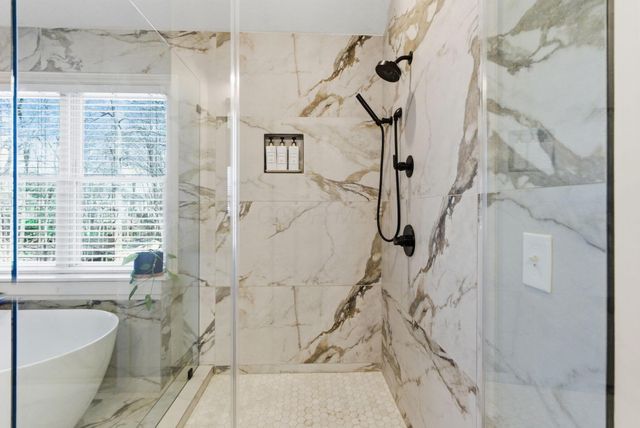 2589 Aikin Circle S, Lewis Center, OH 43035