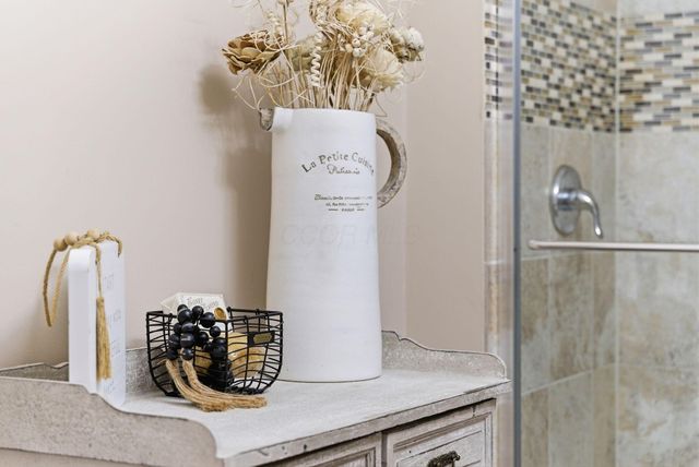 2589 Aikin Circle S, Lewis Center, OH 43035