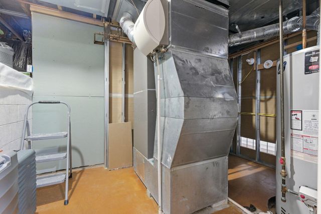 2589 Aikin Circle S, Lewis Center, OH 43035