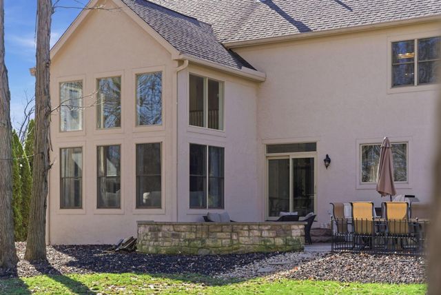 2589 Aikin Circle S, Lewis Center, OH 43035