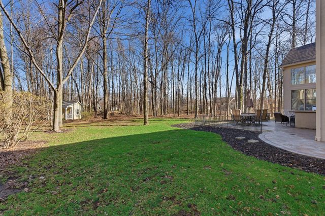 2589 Aikin Circle S, Lewis Center, OH 43035