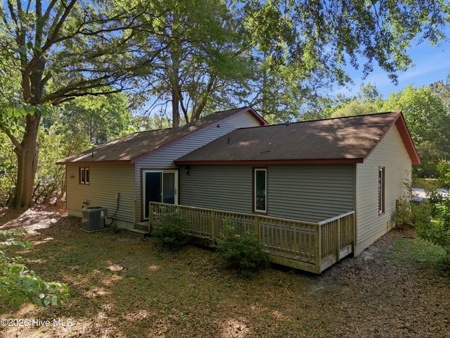 118 Fletcher Place, Greenville, NC 27858