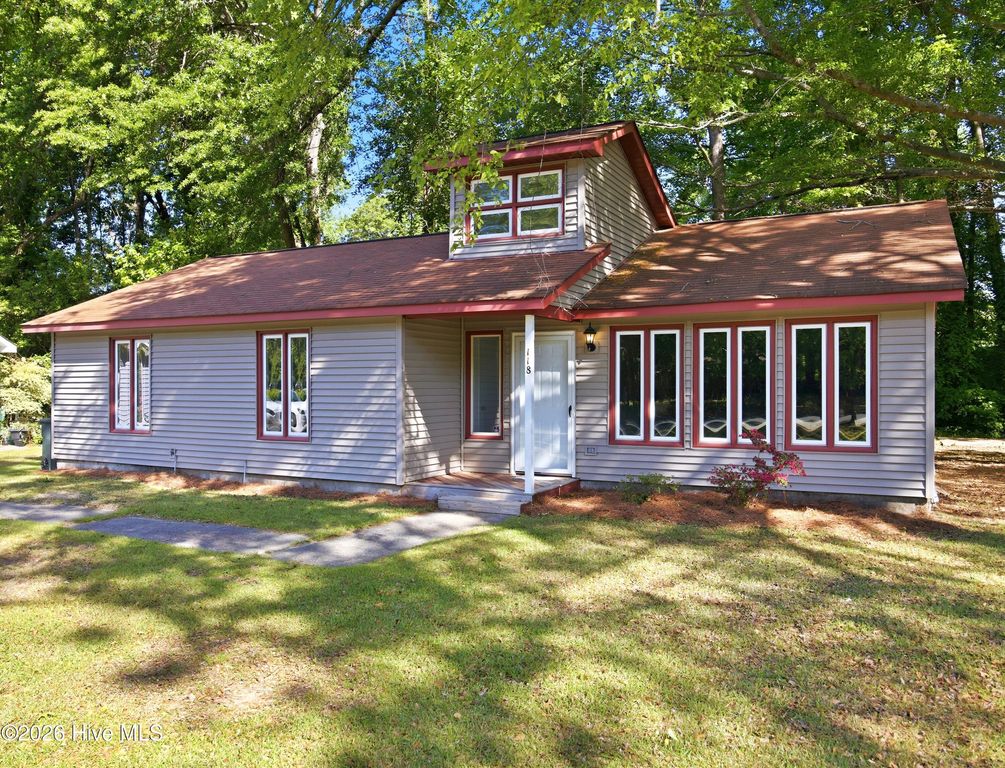 118 Fletcher Place, Greenville, NC 27858