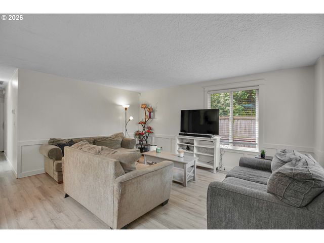 3514 Se 153RD Ave, Portland, OR 97236