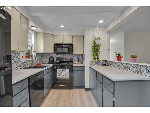3514 Se 153RD Ave, Portland, OR 97236