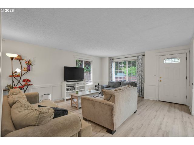 3514 Se 153RD Ave, Portland, OR 97236