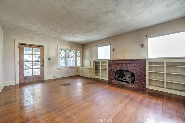 892 N Chester Avenue, Pasadena, CA 91104