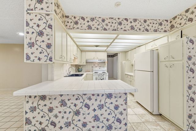 10119 Carolwood Drive, San Antonio, TX 78213