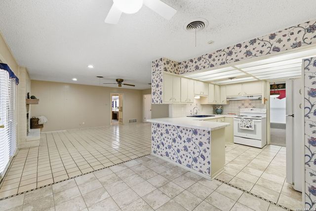 10119 Carolwood Drive, San Antonio, TX 78213