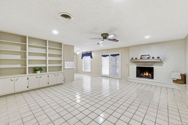 10119 Carolwood Drive, San Antonio, TX 78213