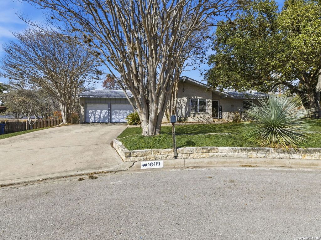 10119 Carolwood Drive, San Antonio, TX 78213