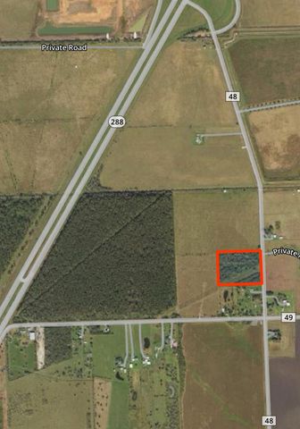 22318 County Road 48, Danbury, TX 77583
