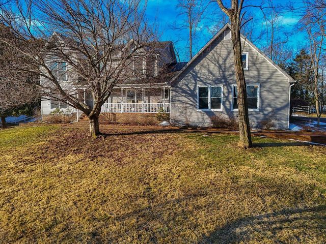 146 Hill DR, Fincastle, VA 24090