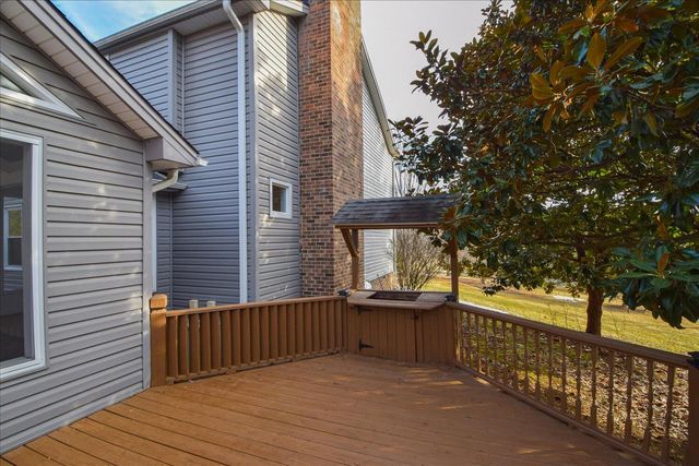 146 Hill DR, Fincastle, VA 24090